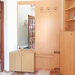 4 Bedroom In *