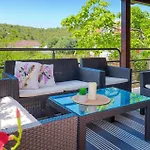 4 Bedroom In Holiday home *