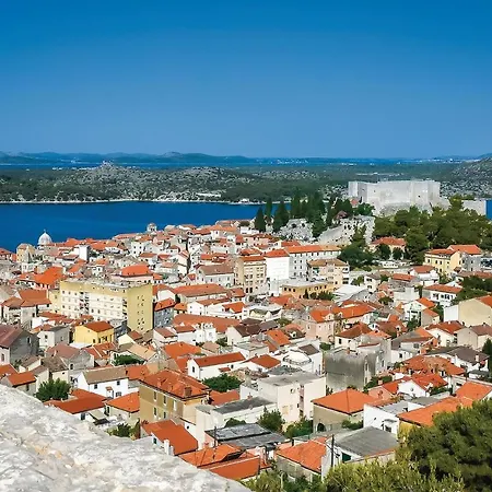 4 Bedroom In Holiday home Sibenik