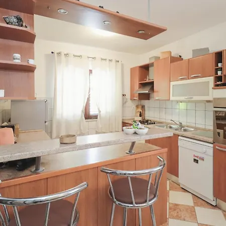 4 Bedroom In * Sibenik