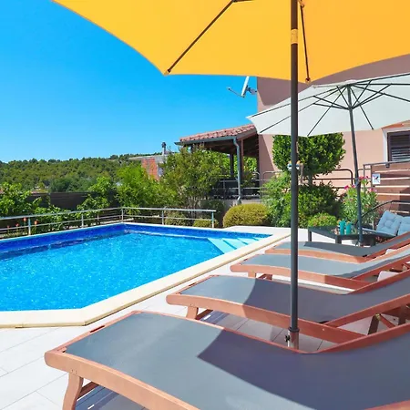 4 Bedroom In * Šibenik