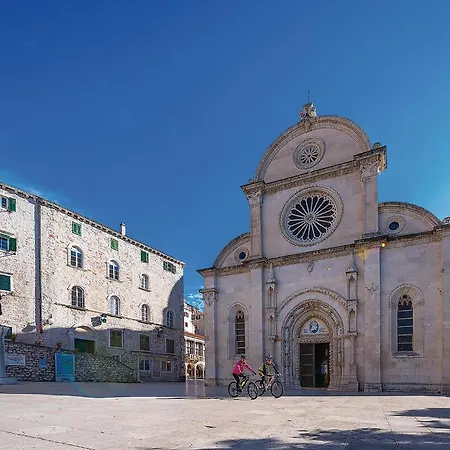 Tatil Evi Gorgeous In Šibenik